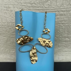 COLLAR