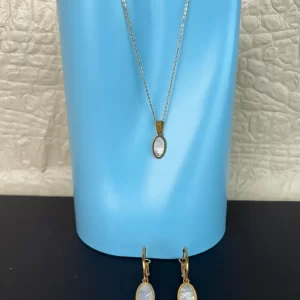 COLLAR